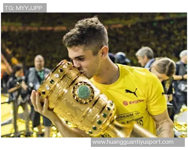 普利西奇替补双响助球队逆转胜利社媒欢庆精彩时刻