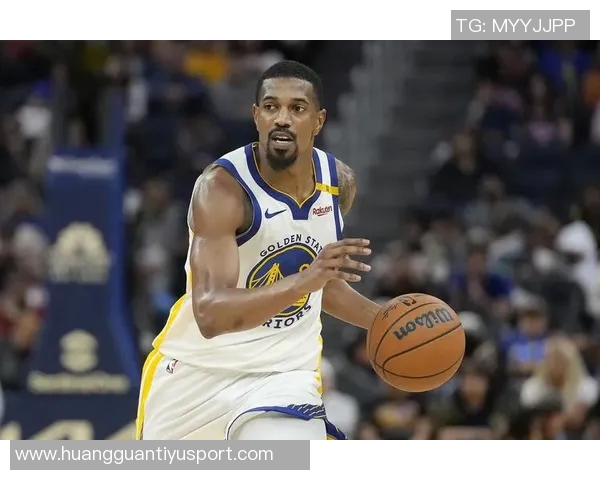 梅尔顿底角踩线投篮得手勇士奋起直追缩小分差至三分 梅尔顿底角踩线投篮得手勇士奋起直追缩小分差至三分